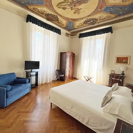 Cimabue 9 بيت ضيافة