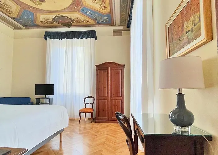 Cimabue 9 Pensión 4*